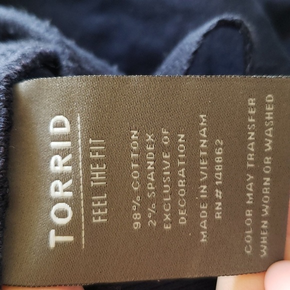 Torrid Women's Navy Stretch Cropped Poplin Pant - Size 2X - Picture 10 of 14